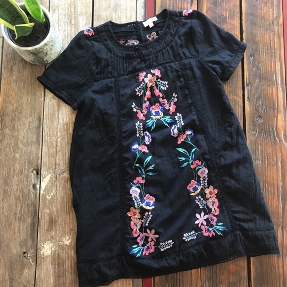 SOLD Umgee Embroidered Bohemian Tunic Dress - Picture 2 of 8